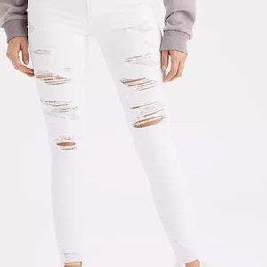 American Eagle Distressed White Skinny Jeans